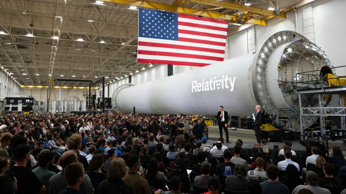 Rocket Report: Wiederaufbau am Blue Origin-Startplatz und Relativitys Mars‑Ziel