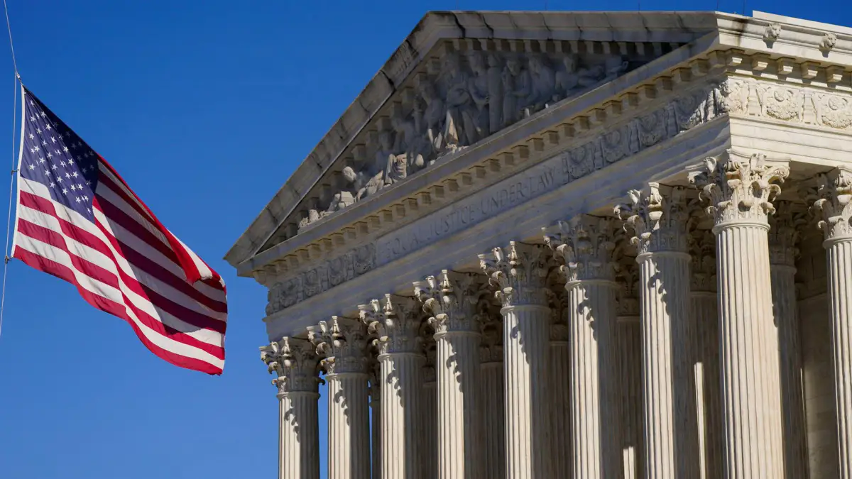 US-Regierung beschuldigt Anthropic: Betrugsvorwurf rund um Simplere Prompt‑Aufgabe führt zur Sperrung