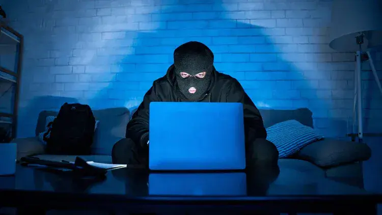 Bankbetrug eskaliert: Phishing und WhatsApp-Attacken in drei Ländern – eine neue Welle der Cyberkriminalität